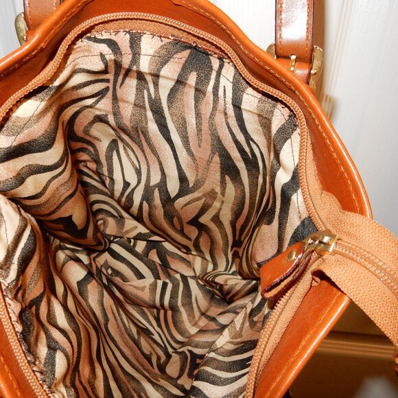 leather tote - Picture 3 of 5